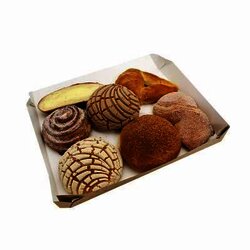 Pan dulce miniatura caja con 7 pzas
